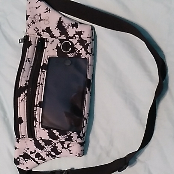 Fanny pack - Picture 1 of 2